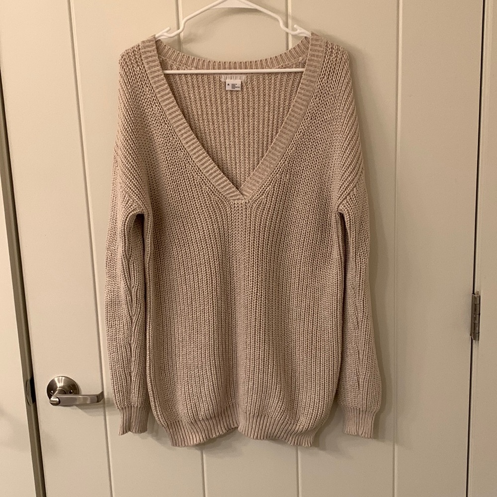 oversized urban outfitters sweater
